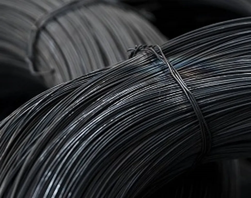 Ocelový drát černý Ocelový drát černý